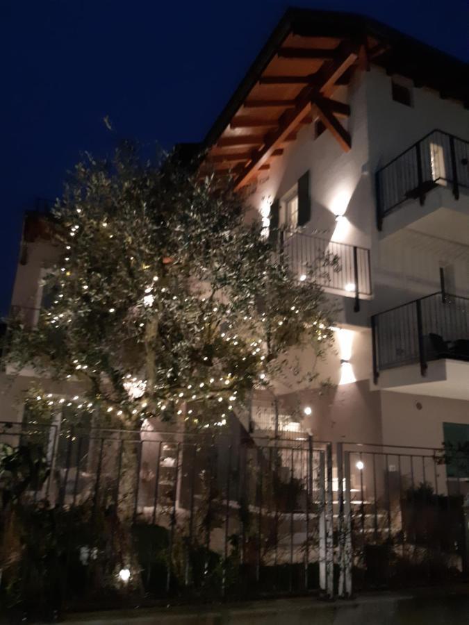 Hotel Il Nido Degli Usignoli Peschiera del Garda Zewnętrze zdjęcie